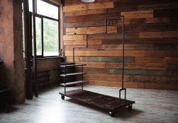 541c9f485aae3ae76968c1d1d66p--dlya-doma-i-interera-veshalka-na-kolesah-v-stile-loft